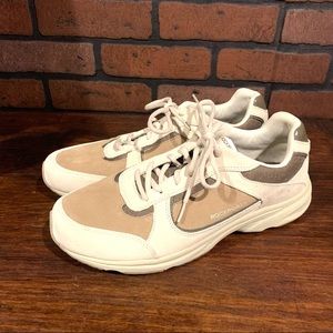 Rockport Women’s Comfort Leather  Sneakers Shoes Size 11M Tan Beige Walking Nice